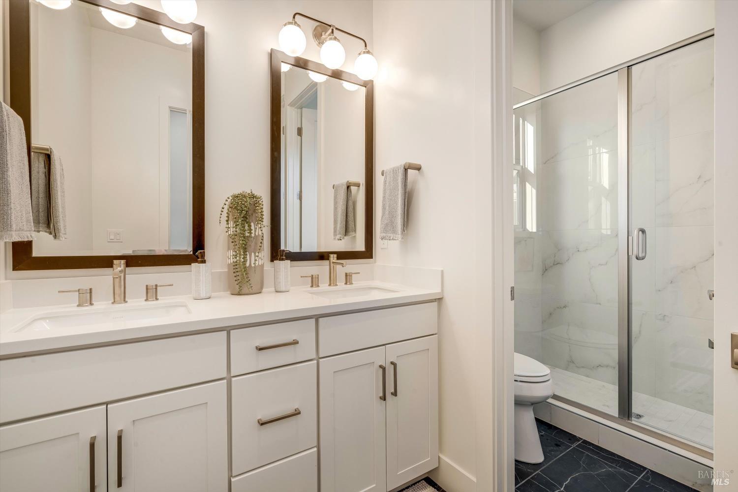 Detail Gallery Image 34 of 50 For 3684 Crown Hill Dr, Santa Rosa,  CA 95404 - 4 Beds | 3/2 Baths