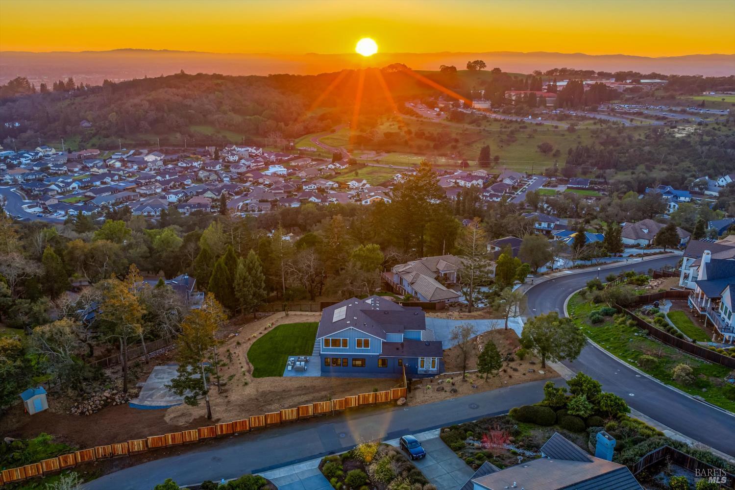 Detail Gallery Image 50 of 50 For 3684 Crown Hill Dr, Santa Rosa,  CA 95404 - 4 Beds | 3/2 Baths