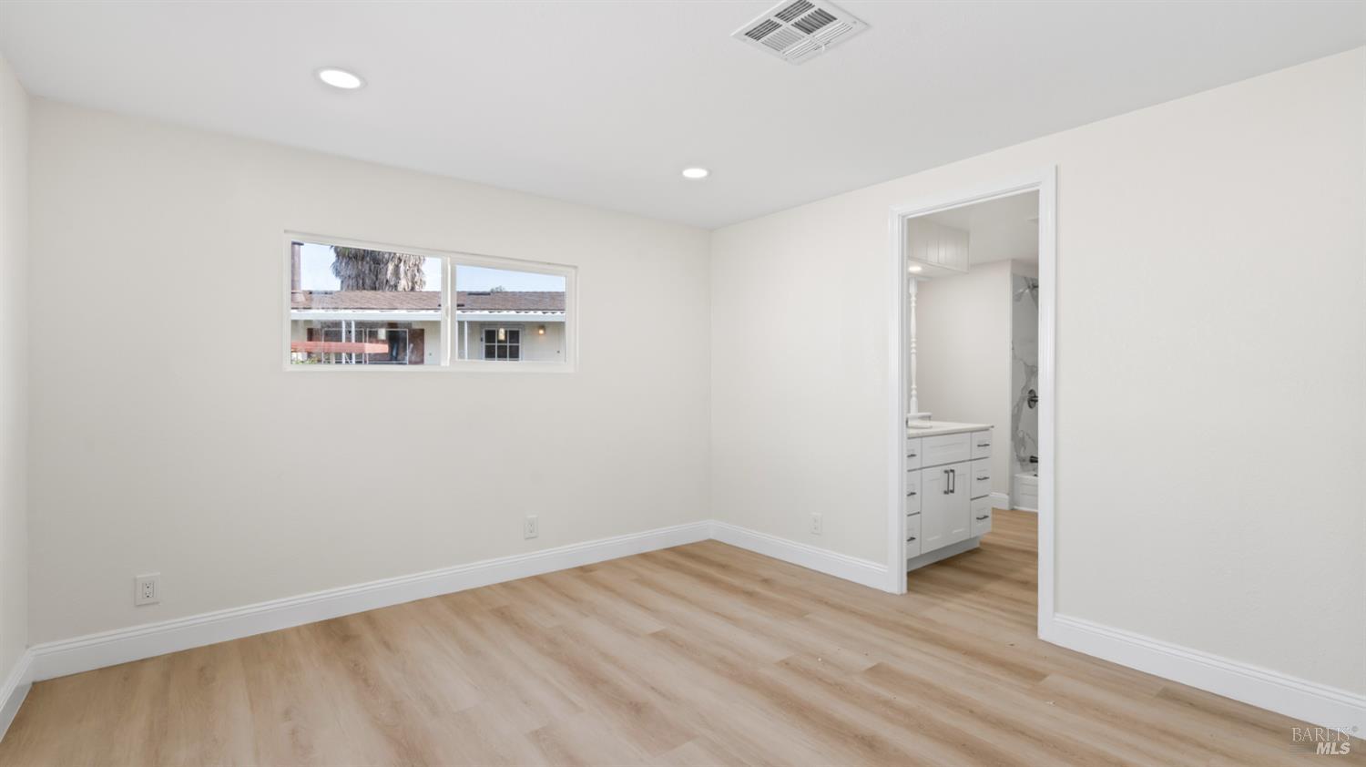 Detail Gallery Image 22 of 27 For 73 Barcelona Cir, Fairfield,  CA 94533 - 2 Beds | 2 Baths