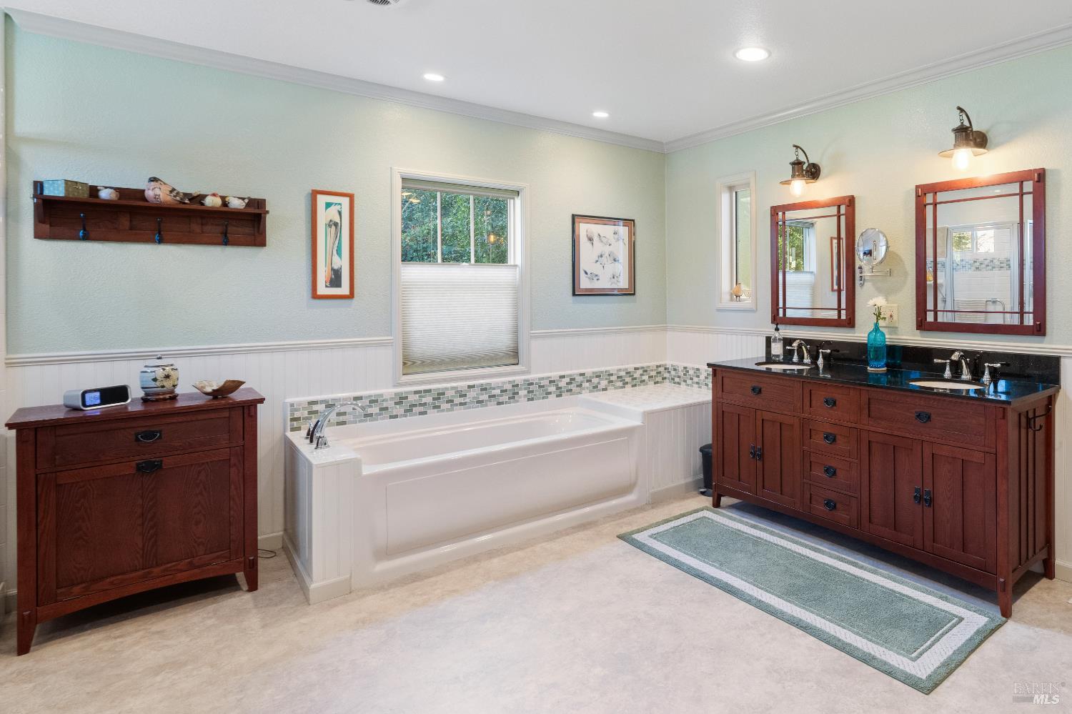 Detail Gallery Image 4 of 83 For 2089 W Park Ave, Napa,  CA 94558 - 2 Beds | 2 Baths