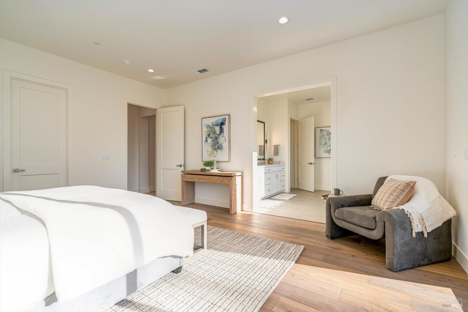 Detail Gallery Image 20 of 50 For 3684 Crown Hill Dr, Santa Rosa,  CA 95404 - 4 Beds | 3/2 Baths