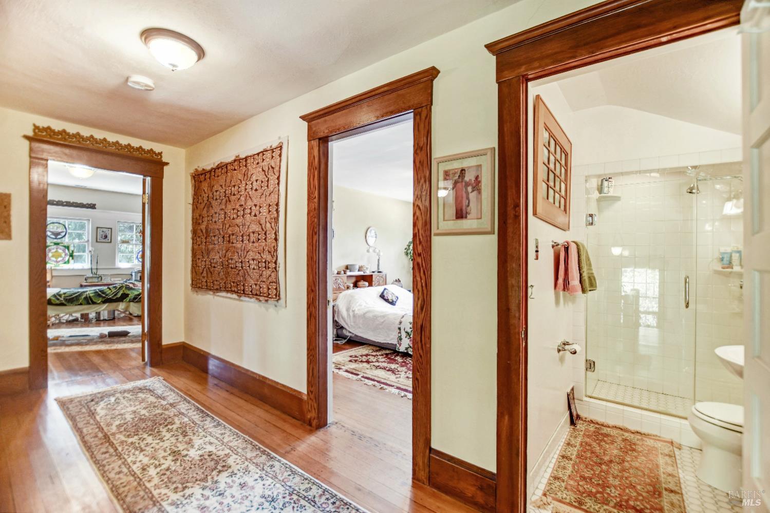 Detail Gallery Image 13 of 20 For 19450 Old Winery Rd, Sonoma,  CA 95476 - 6 Beds | 1/4 Baths