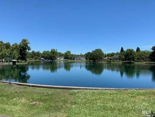 Detail Gallery Image 46 of 51 For 9636 Lakewood Dr, Windsor,  CA 95492 - 2 Beds | 2 Baths