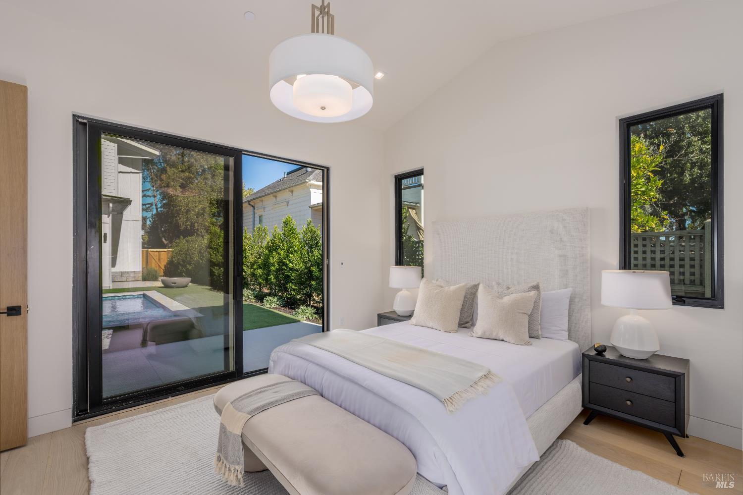 Detail Gallery Image 23 of 30 For 1547 Allyn Ave, Saint Helena,  CA 94574 - 5 Beds | 5 Baths