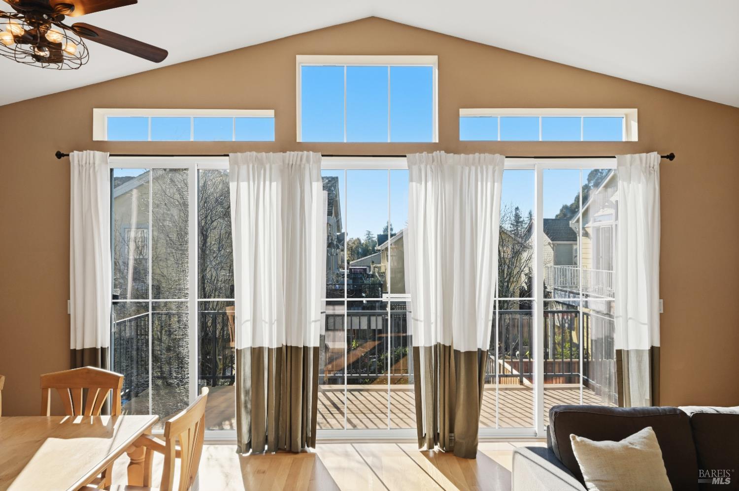 Detail Gallery Image 16 of 35 For 2983 Bay Village Ave, Santa Rosa,  CA 95403 - 4 Beds | 2 Baths