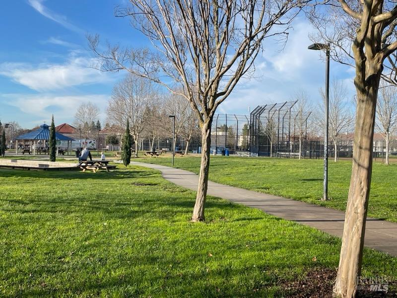 Detail Gallery Image 36 of 39 For 1757 Burgundy Ct, Petaluma,  CA 94954 - 3 Beds | 2 Baths