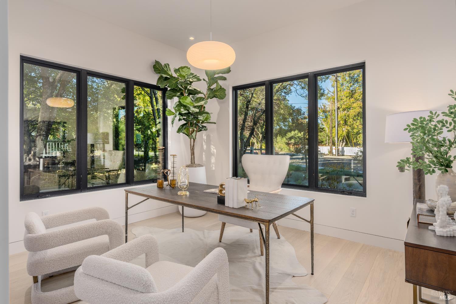 Detail Gallery Image 17 of 30 For 1547 Allyn Ave, Saint Helena,  CA 94574 - 5 Beds | 5 Baths