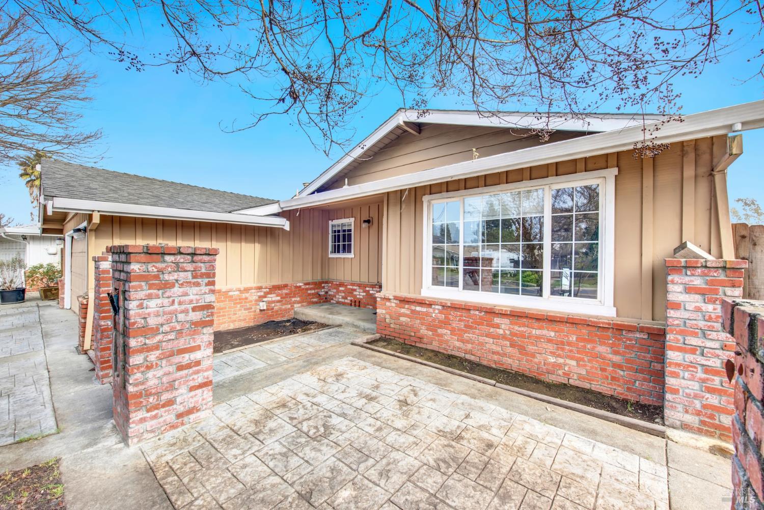 Detail Gallery Image 5 of 54 For 1858 Barbour Dr, Fairfield,  CA 94534 - 3 Beds | 2 Baths