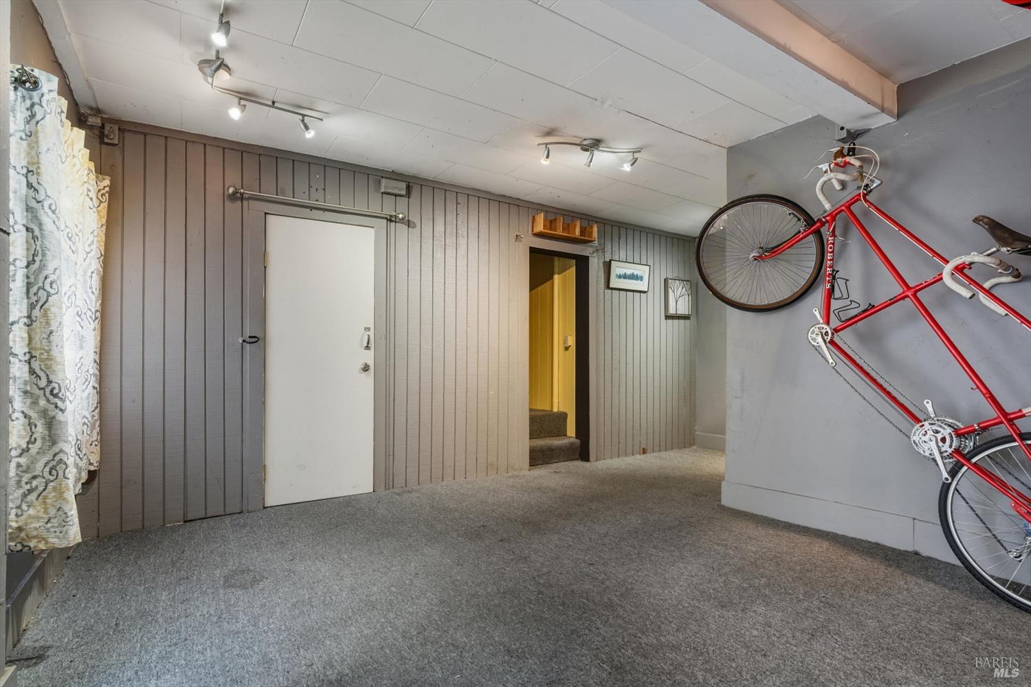 Detail Gallery Image 5 of 23 For 1508 San Anselmo Ave, San Anselmo,  CA 94960 - 2 Beds | 2 Baths