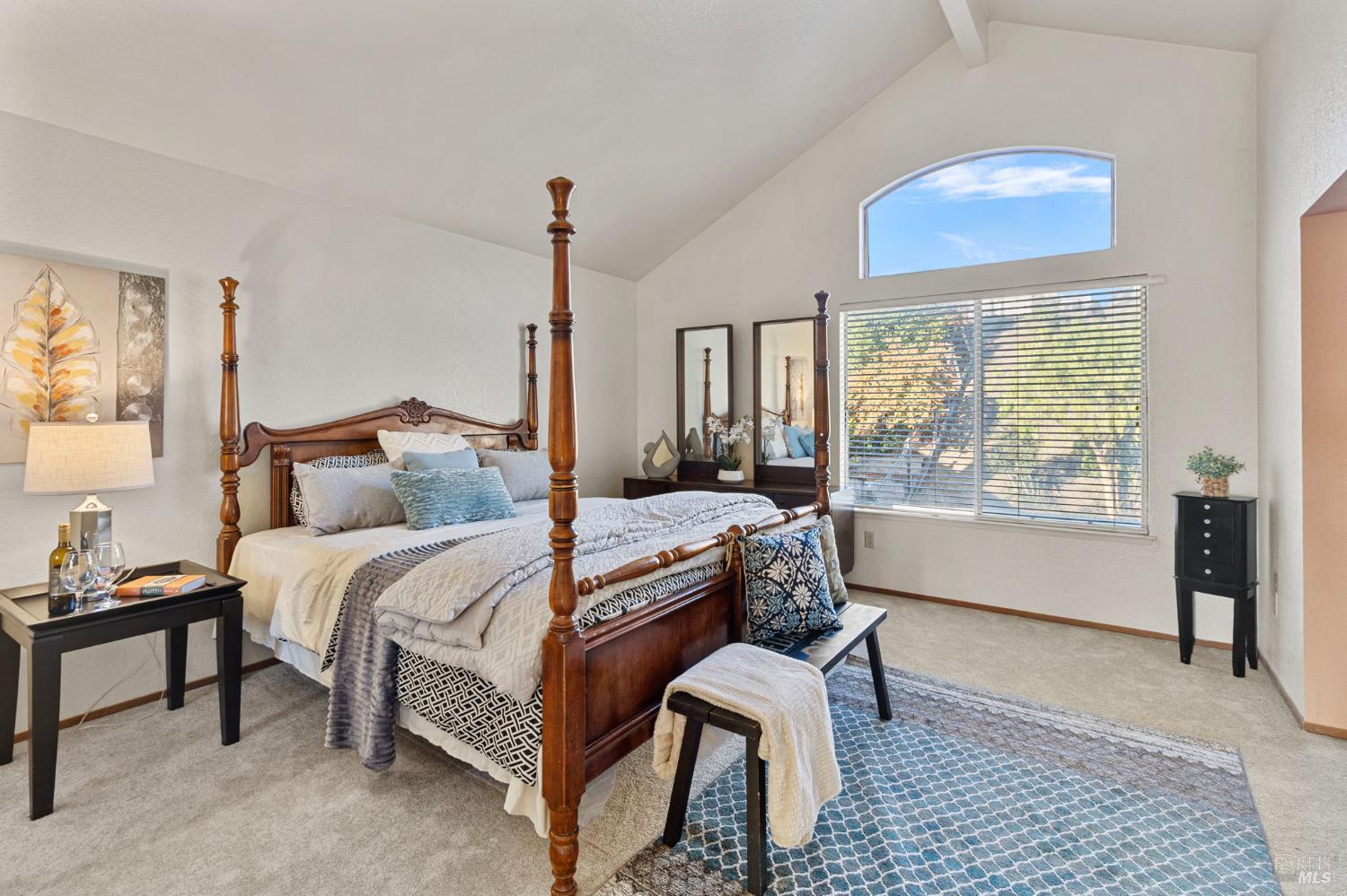 Detail Gallery Image 4 of 23 For 730 Britannia Dr, Vallejo,  CA 94591 - 3 Beds | 2/1 Baths