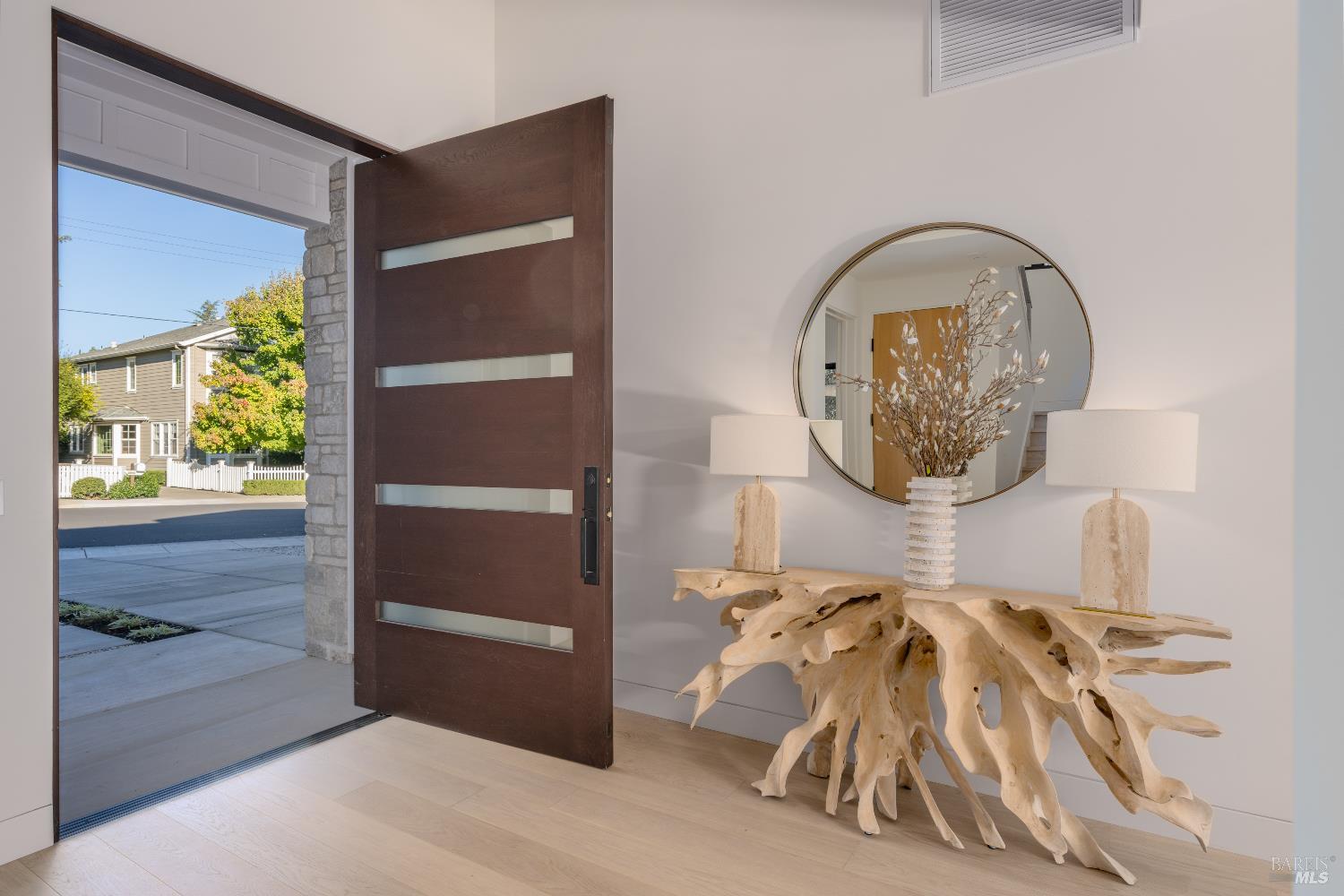 Detail Gallery Image 4 of 30 For 1547 Allyn Ave, Saint Helena,  CA 94574 - 5 Beds | 5 Baths