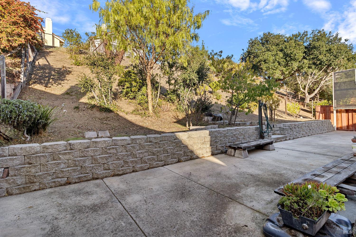 Detail Gallery Image 19 of 23 For 730 Britannia Dr, Vallejo,  CA 94591 - 3 Beds | 2/1 Baths