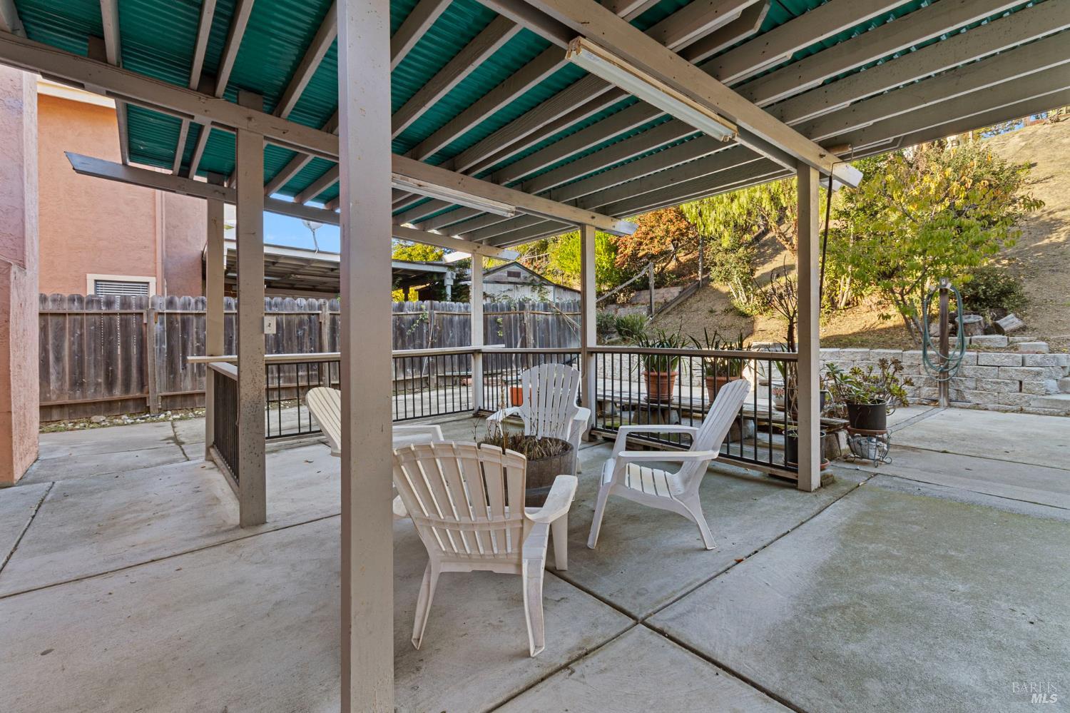 Detail Gallery Image 16 of 23 For 730 Britannia Dr, Vallejo,  CA 94591 - 3 Beds | 2/1 Baths