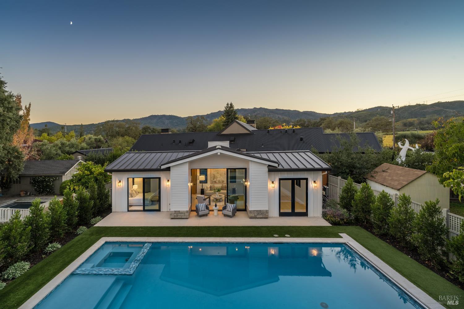 Detail Gallery Image 28 of 30 For 1547 Allyn Ave, Saint Helena,  CA 94574 - 5 Beds | 5 Baths