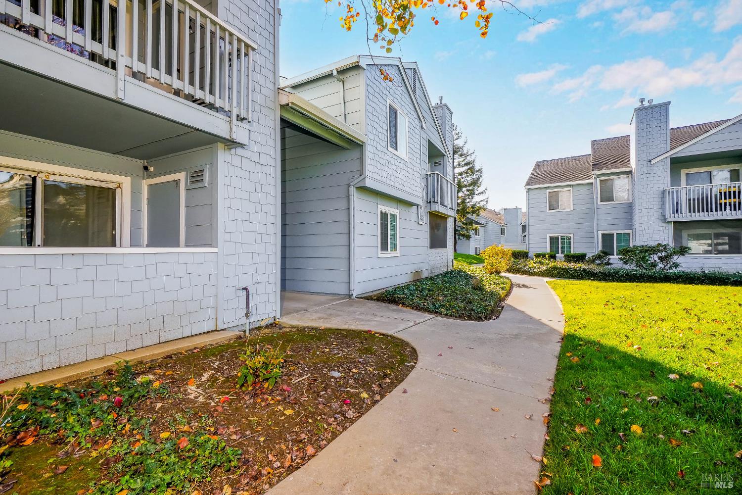 Detail Gallery Image 5 of 41 For 401 Lighthouse Dr, Vallejo,  CA 94590 - 2 Beds | 2 Baths