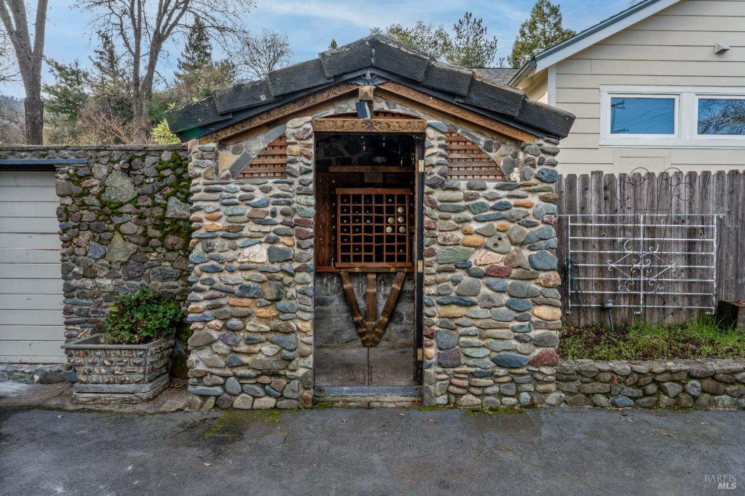 Detail Gallery Image 24 of 26 For 1105 W Church St, Ukiah,  CA 95482 - 3 Beds | 2 Baths