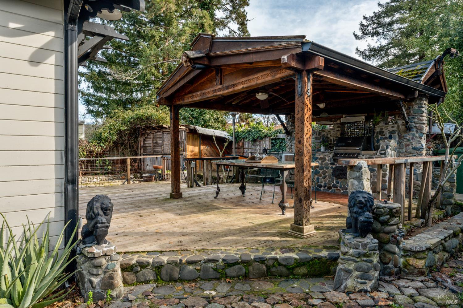 Detail Gallery Image 12 of 26 For 1105 W Church St, Ukiah,  CA 95482 - 3 Beds | 2 Baths