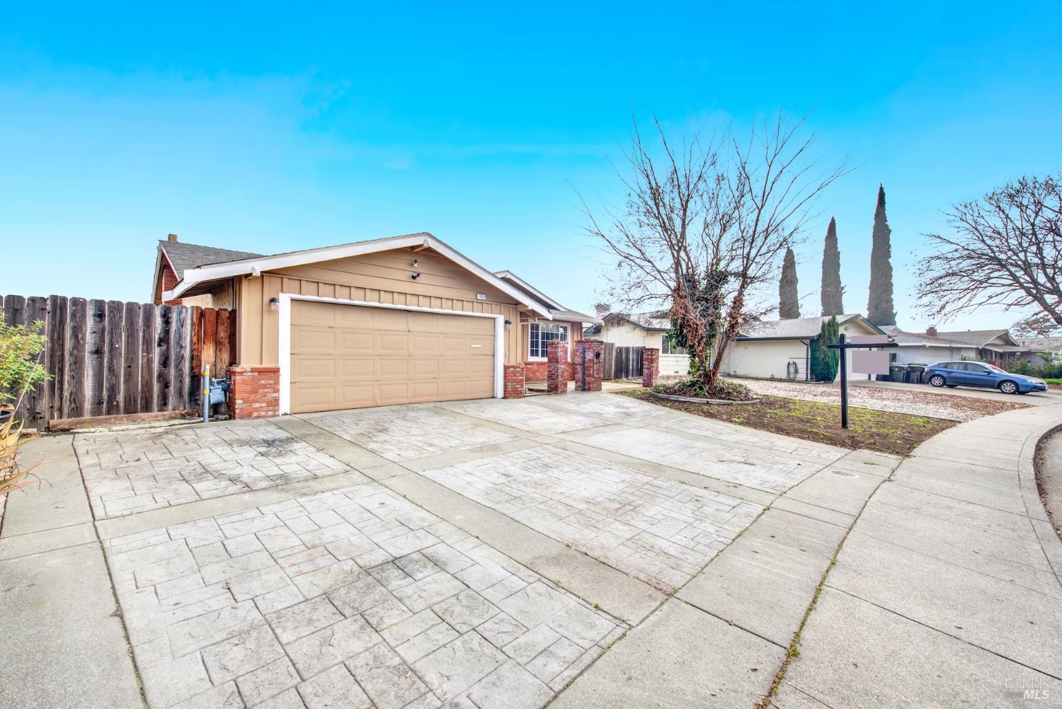 Detail Gallery Image 4 of 54 For 1858 Barbour Dr, Fairfield,  CA 94534 - 3 Beds | 2 Baths