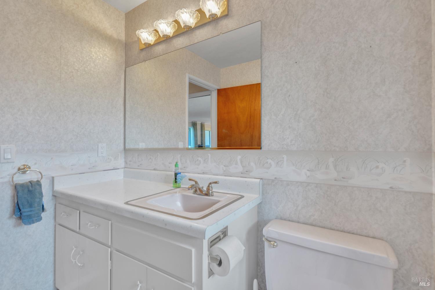 Detail Gallery Image 20 of 58 For 108 Franciscan Dr, Vallejo,  CA 94589 - 3 Beds | 4 Baths