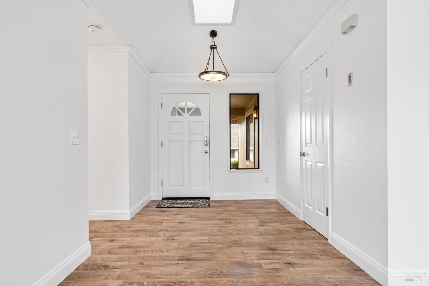 Detail Gallery Image 9 of 38 For 326 Singing Brook Cir, Santa Rosa,  CA 95409 - 2 Beds | 2 Baths