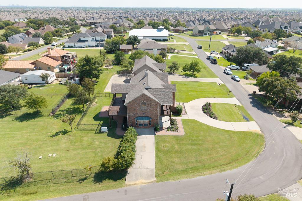 Detail Gallery Image 20 of 55 For 11507 Clipper Cir, Other City,  CA 75034 - 5 Beds | 4 Baths