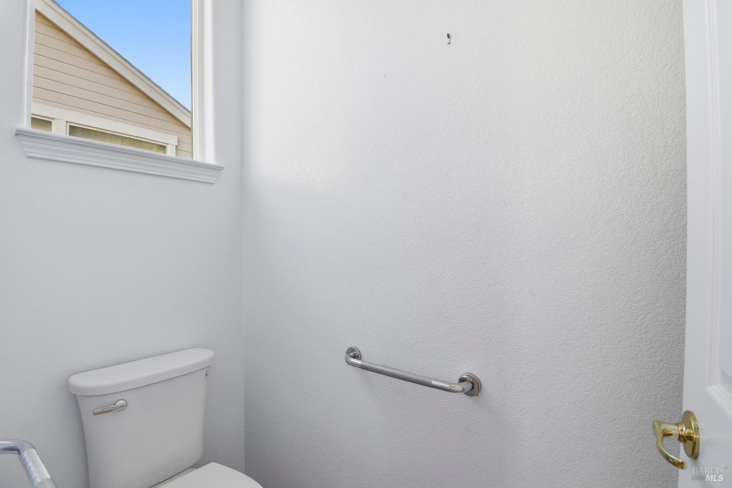 Detail Gallery Image 29 of 35 For 6571 Pine Valley Dr, Santa Rosa,  CA 95409 - 3 Beds | 2 Baths