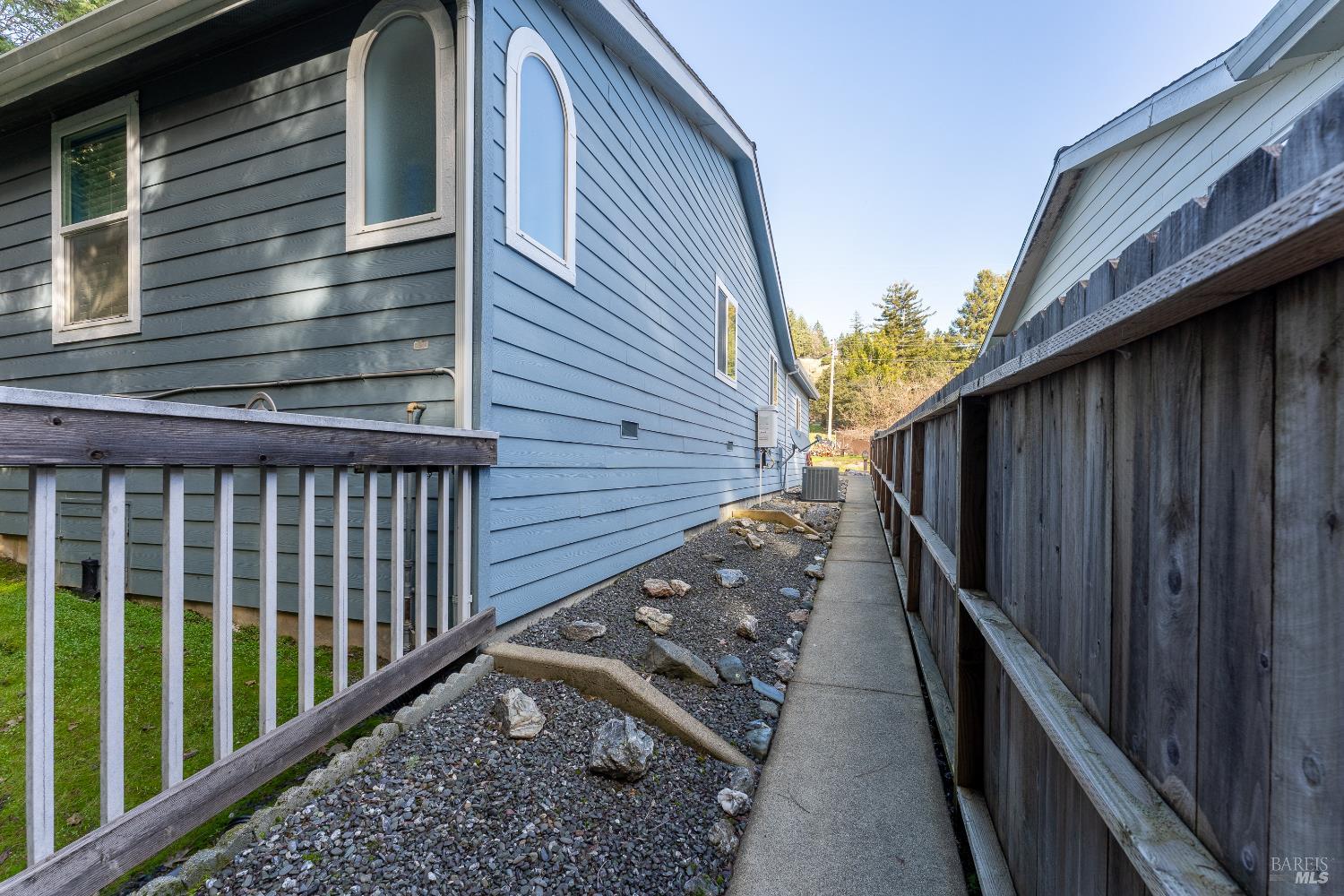 Detail Gallery Image 26 of 28 For 2599 Coyote Rd, Willits,  CA 95490 - 3 Beds | 2 Baths