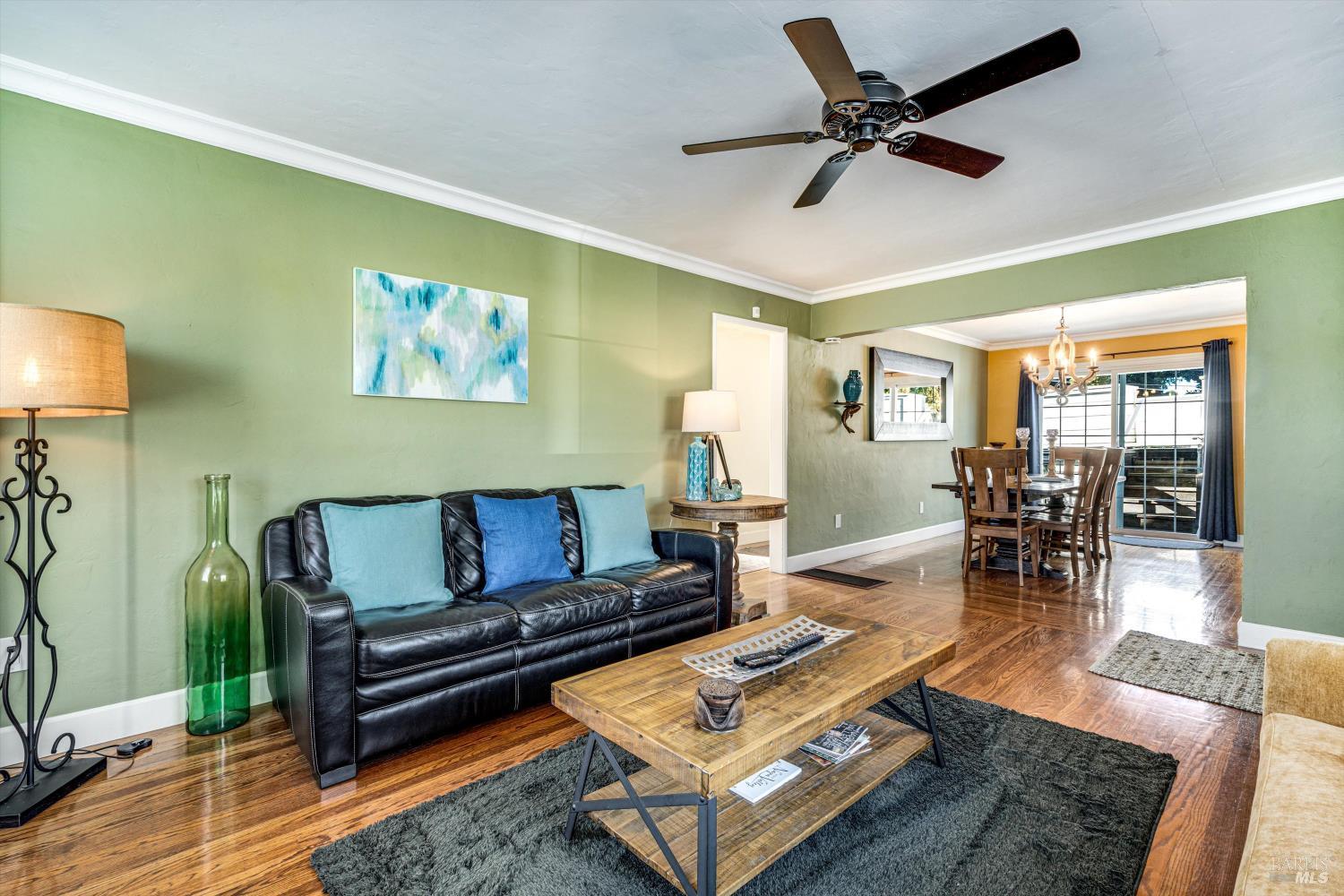 Detail Gallery Image 11 of 45 For 3 Highland Dr, Napa,  CA 94559 - 2 Beds | 1/1 Baths