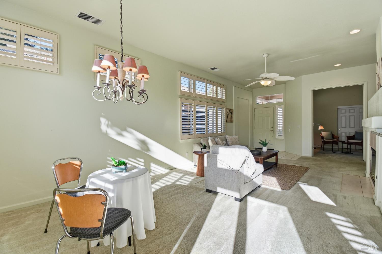 Detail Gallery Image 7 of 35 For 6571 Pine Valley Dr, Santa Rosa,  CA 95409 - 3 Beds | 2 Baths