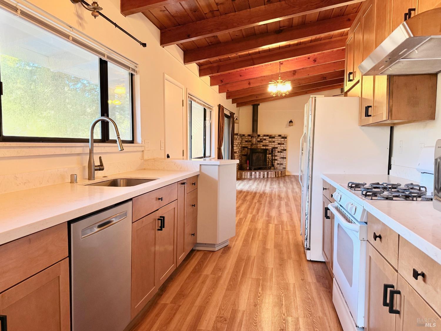 Detail Gallery Image 12 of 44 For 16868 Center Way, Guerneville,  CA 95446 - 3 Beds | 2 Baths