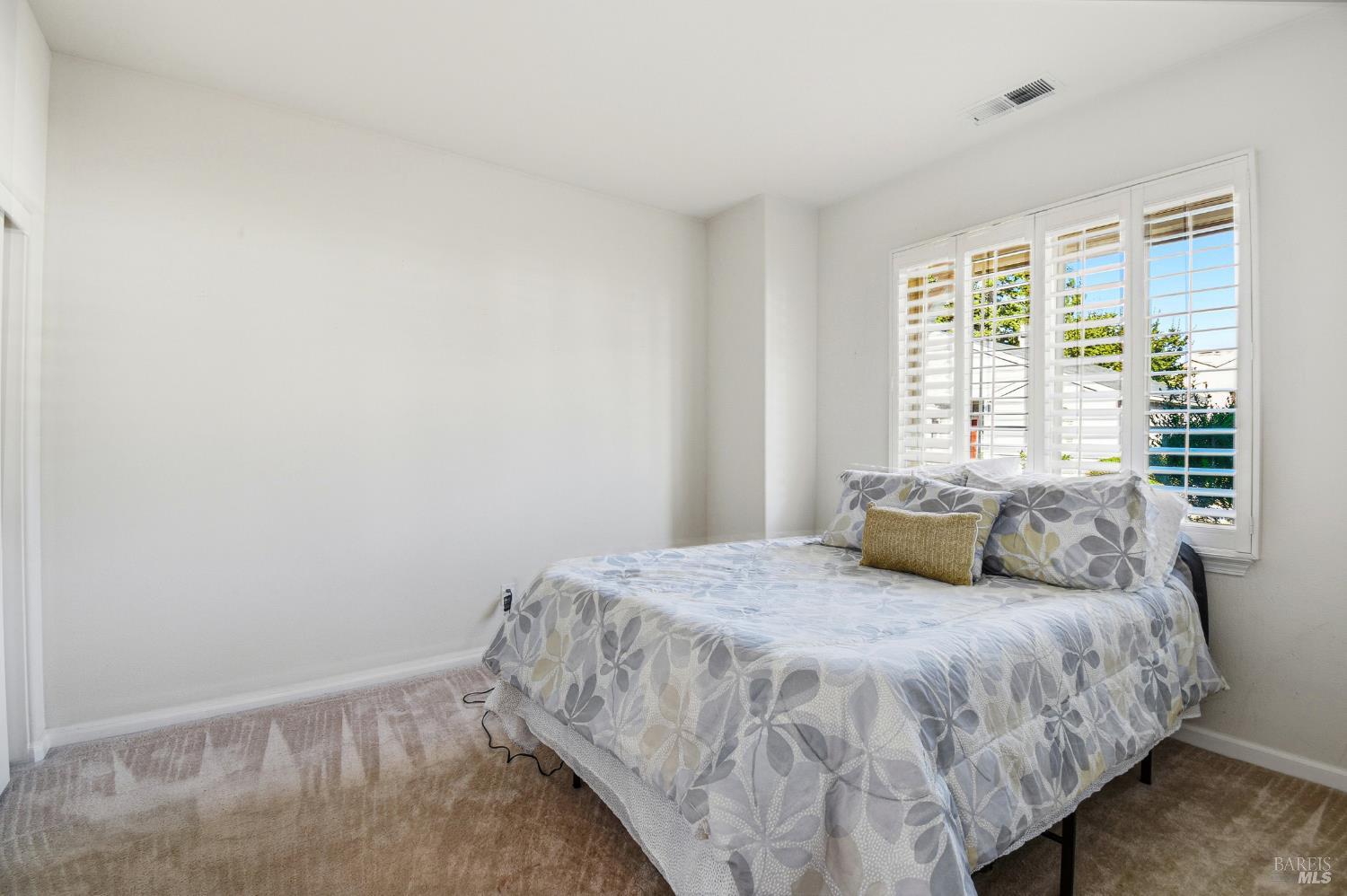 Detail Gallery Image 19 of 35 For 6571 Pine Valley Dr, Santa Rosa,  CA 95409 - 3 Beds | 2 Baths