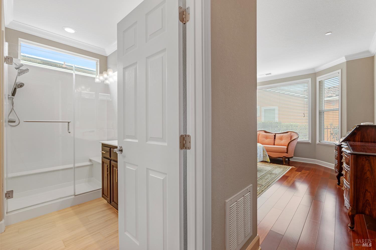 Detail Gallery Image 34 of 42 For 420 Belvedere Dr, Rio Vista,  CA 94571 - 2 Beds | 2 Baths