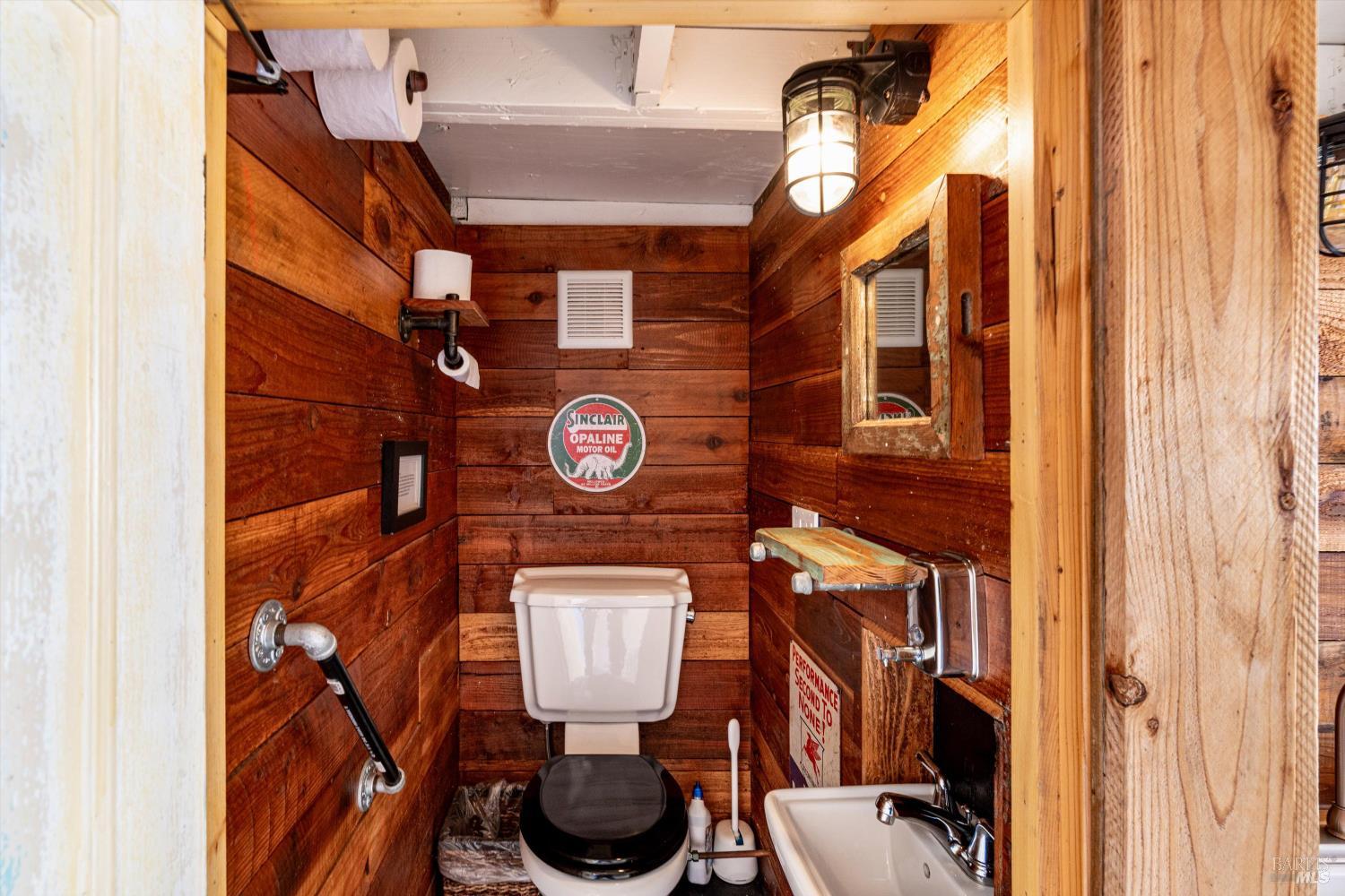 Detail Gallery Image 35 of 45 For 3 Highland Dr, Napa,  CA 94559 - 2 Beds | 1/1 Baths