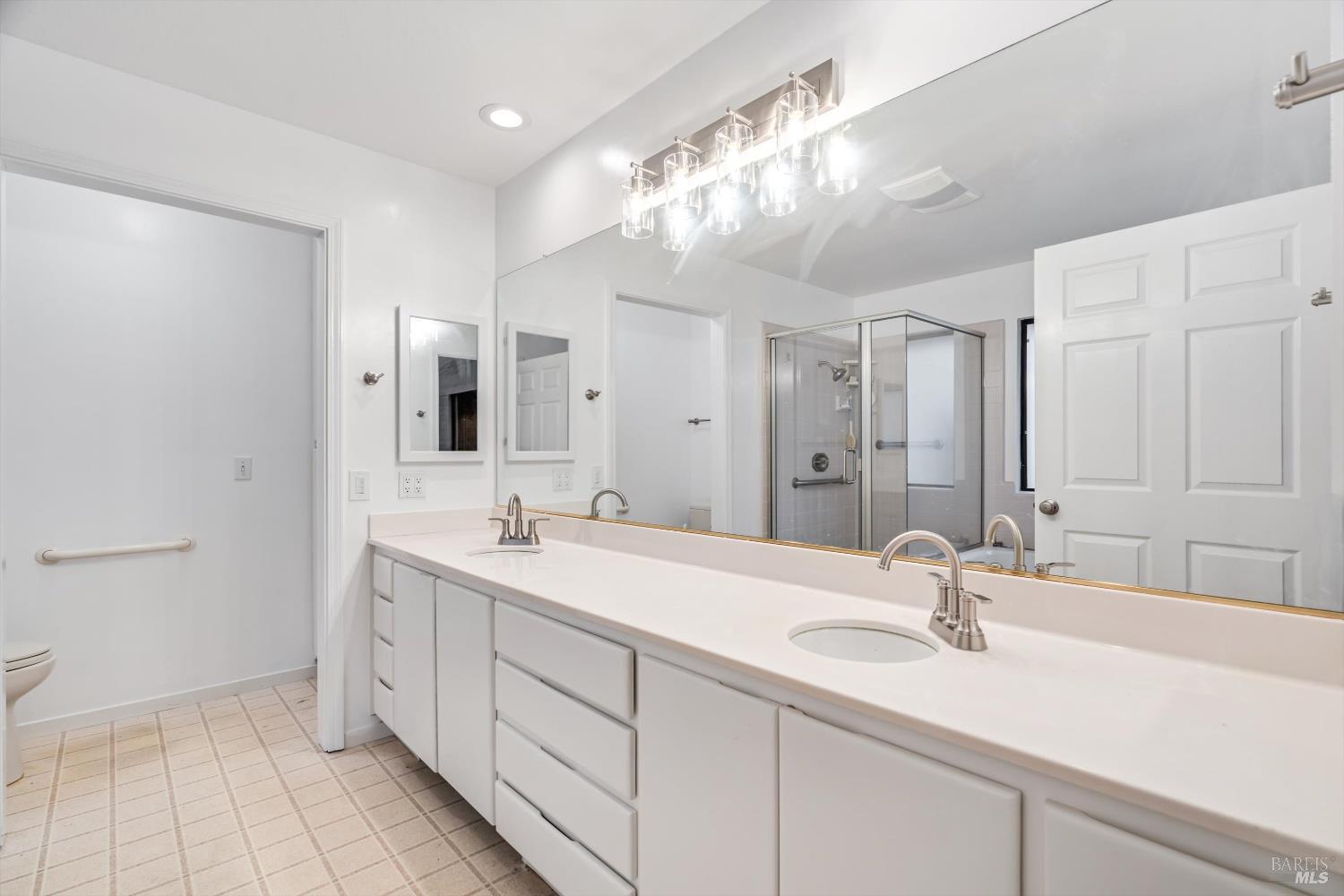 Detail Gallery Image 25 of 38 For 326 Singing Brook Cir, Santa Rosa,  CA 95409 - 2 Beds | 2 Baths