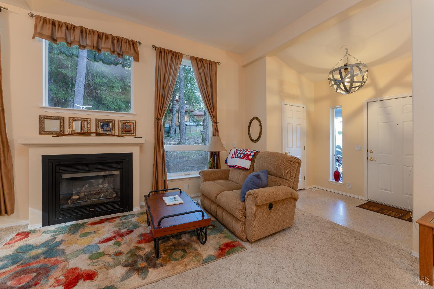 Detail Gallery Image 5 of 28 For 2599 Coyote Rd, Willits,  CA 95490 - 3 Beds | 2 Baths