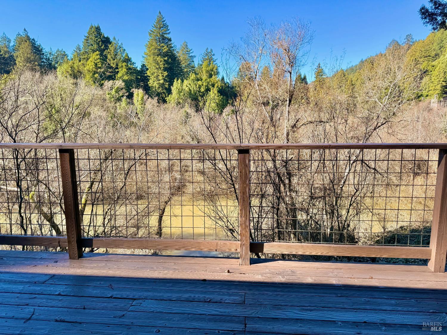 Detail Gallery Image 4 of 44 For 16868 Center Way, Guerneville,  CA 95446 - 3 Beds | 2 Baths