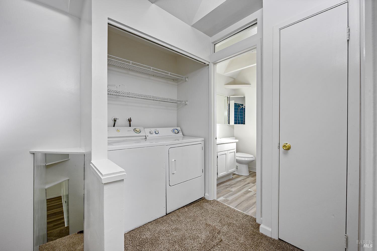 Detail Gallery Image 15 of 30 For 2125 W Steele Ln, Santa Rosa,  CA 95403 - 2 Beds | 1/1 Baths