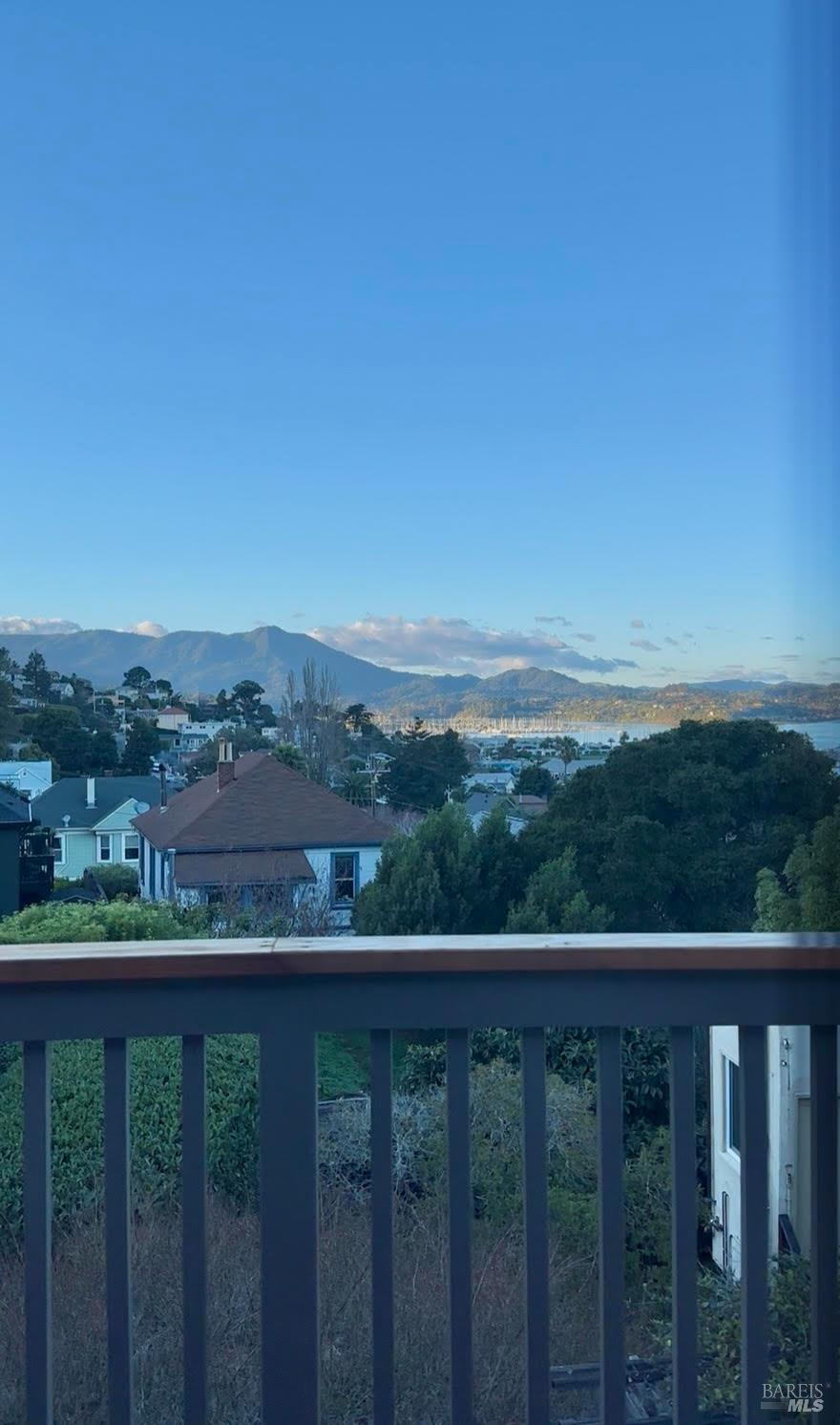 Detail Gallery Image 45 of 45 For 16 Glen Dr, Sausalito,  CA 94965 - 4 Beds | 3/1 Baths