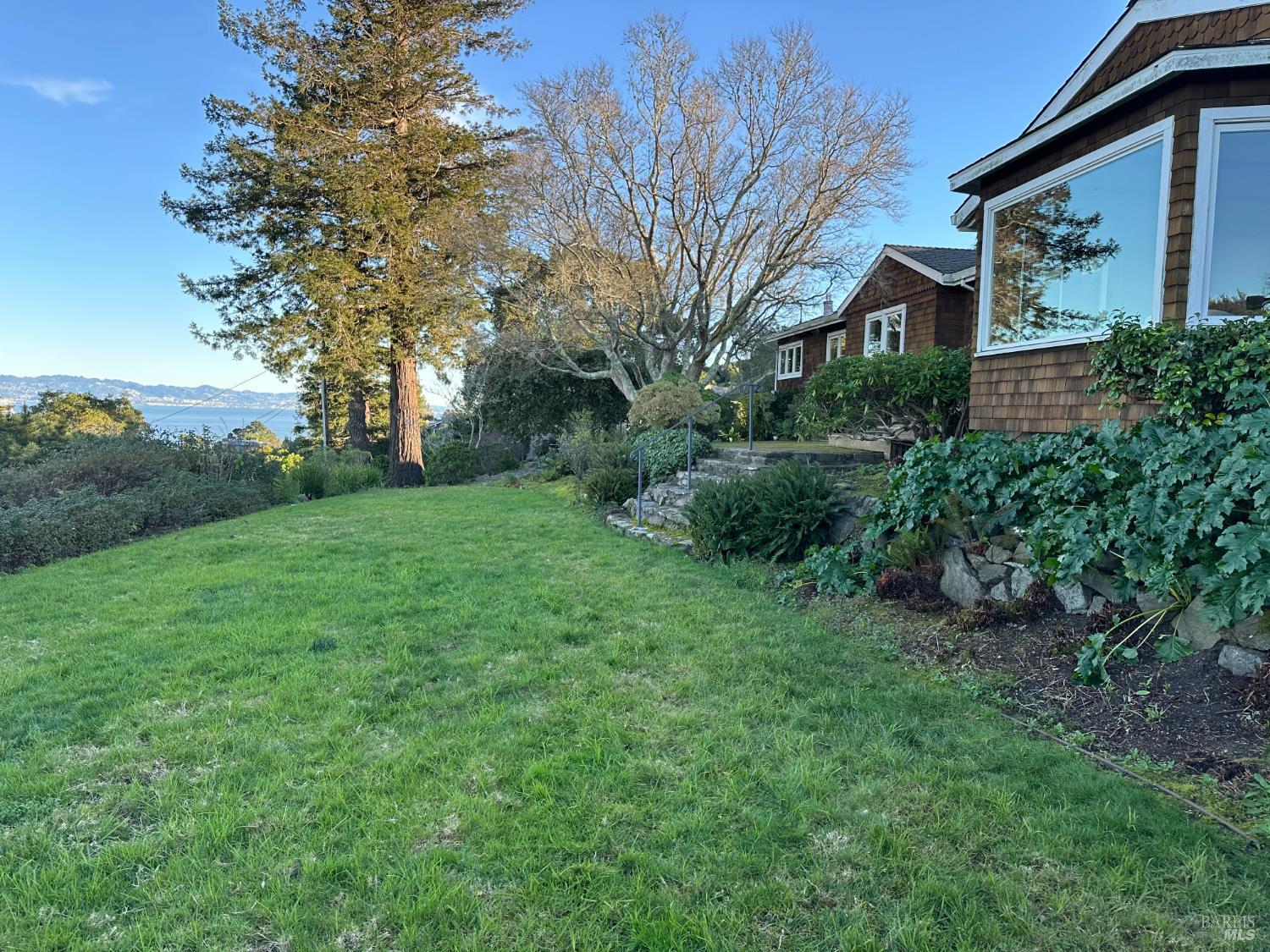 Front Image Thumbnail for BA326004286