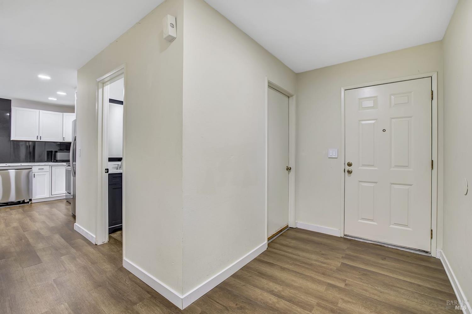 Detail Gallery Image 16 of 49 For 870 Hudis St, Rohnert Park,  CA 94928 - 2 Beds | 2/1 Baths
