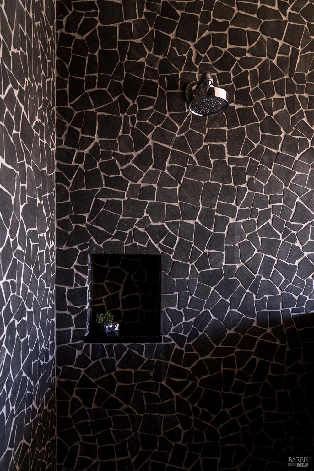 Detail Gallery Image 20 of 33 For 2947 Cavedale Rd, Glen Ellen,  CA 95442 - 3 Beds | 3/1 Baths