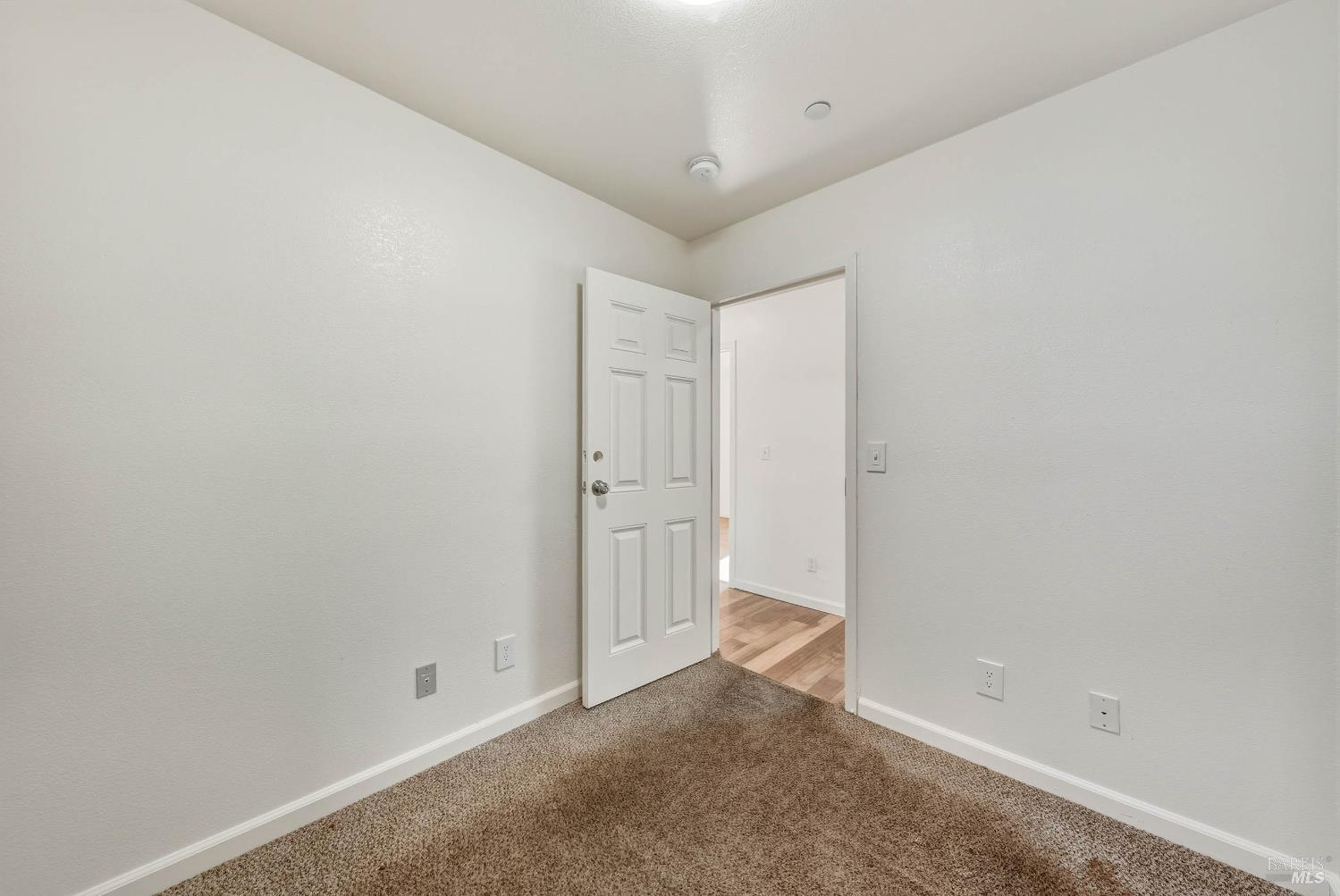 Detail Gallery Image 27 of 63 For 5585 Sunrise Dr, Kelseyville,  CA 95451 - 5 Beds | 2 Baths