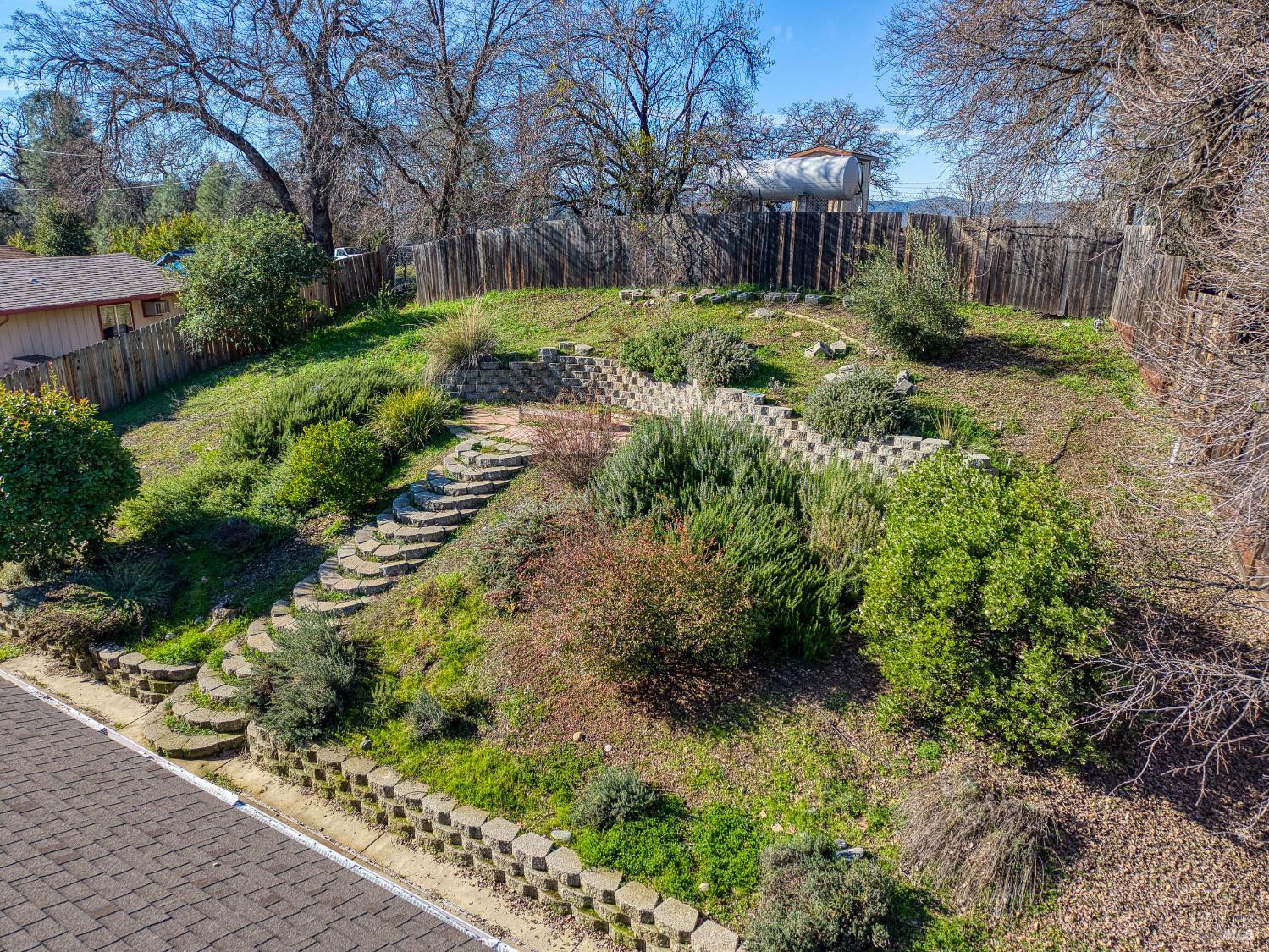 Detail Gallery Image 38 of 63 For 5585 Sunrise Dr, Kelseyville,  CA 95451 - 5 Beds | 2 Baths