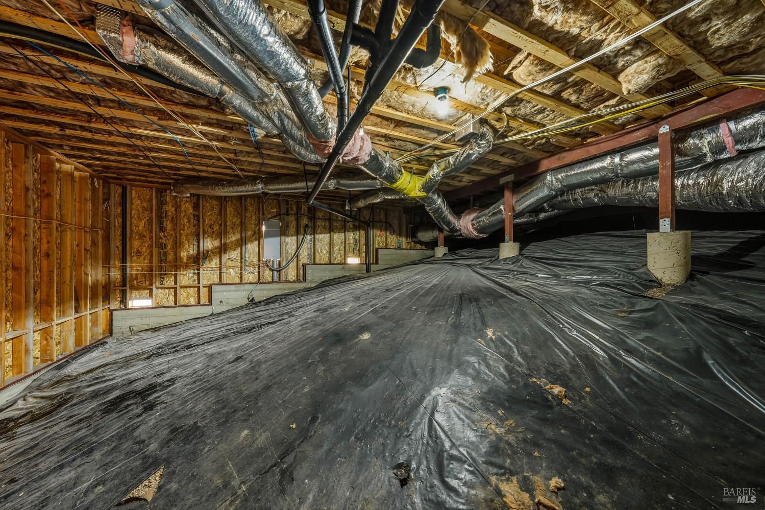 Detail Gallery Image 49 of 63 For 5585 Sunrise Dr, Kelseyville,  CA 95451 - 5 Beds | 2 Baths