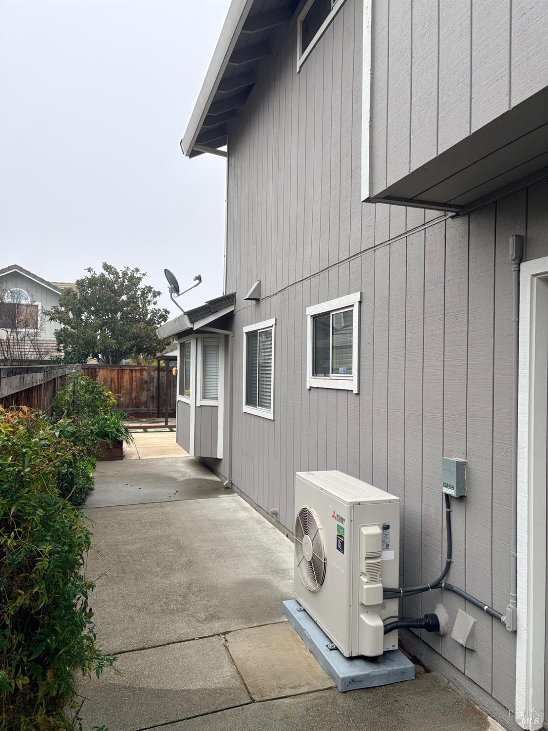 Detail Gallery Image 23 of 32 For 107 Freedom Ct, Vacaville,  CA 95687 - 3 Beds | 2/1 Baths