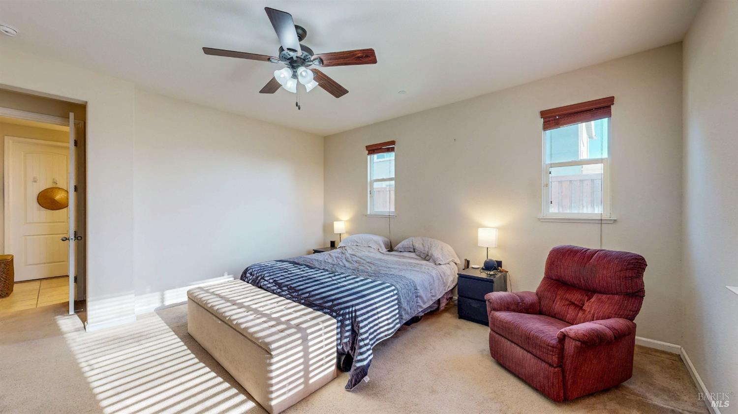 Detail Gallery Image 19 of 55 For 3826 Danbury Way, Fairfield,  CA 94533 - 5 Beds | 3/1 Baths