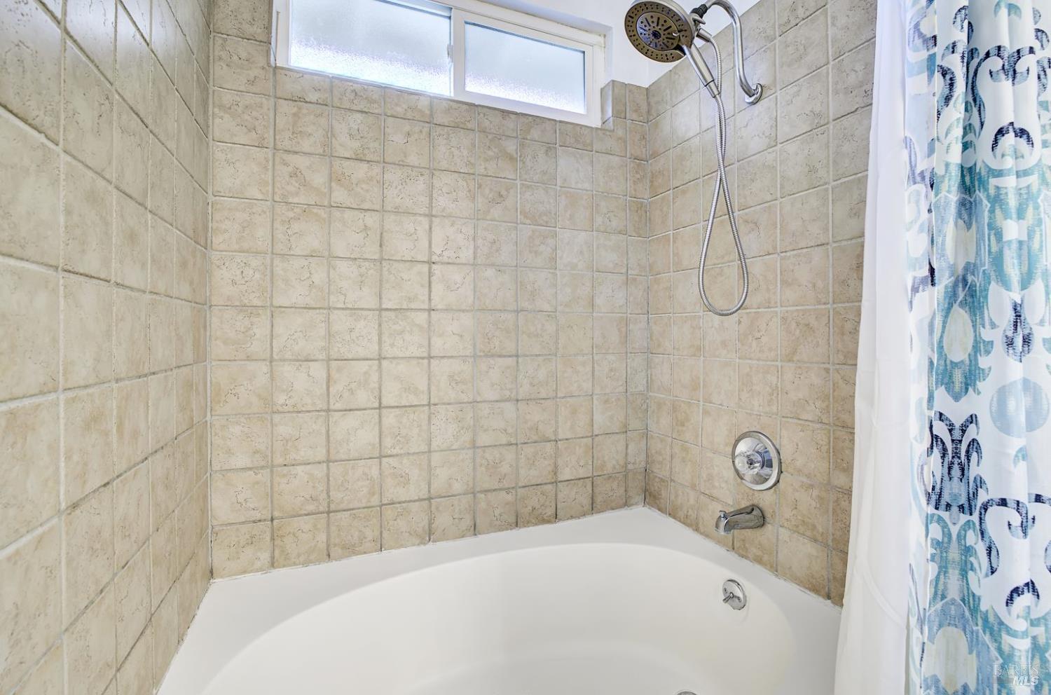 Detail Gallery Image 30 of 49 For 870 Hudis St, Rohnert Park,  CA 94928 - 2 Beds | 2/1 Baths