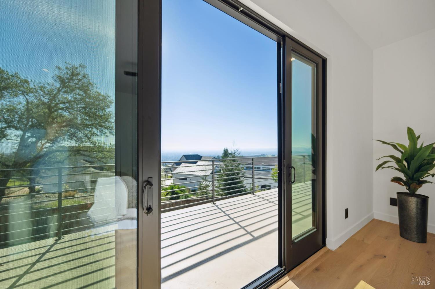 Detail Gallery Image 21 of 71 For 2156 Wedgewood Way, Santa Rosa,  CA 95404 - 4 Beds | 4/1 Baths