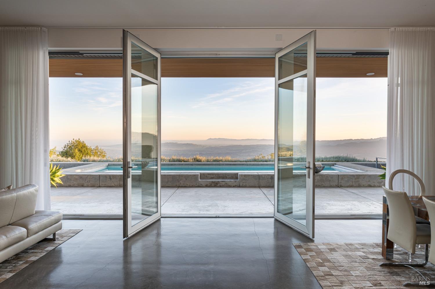 Detail Gallery Image 6 of 33 For 2947 Cavedale Rd, Glen Ellen,  CA 95442 - 3 Beds | 3/1 Baths