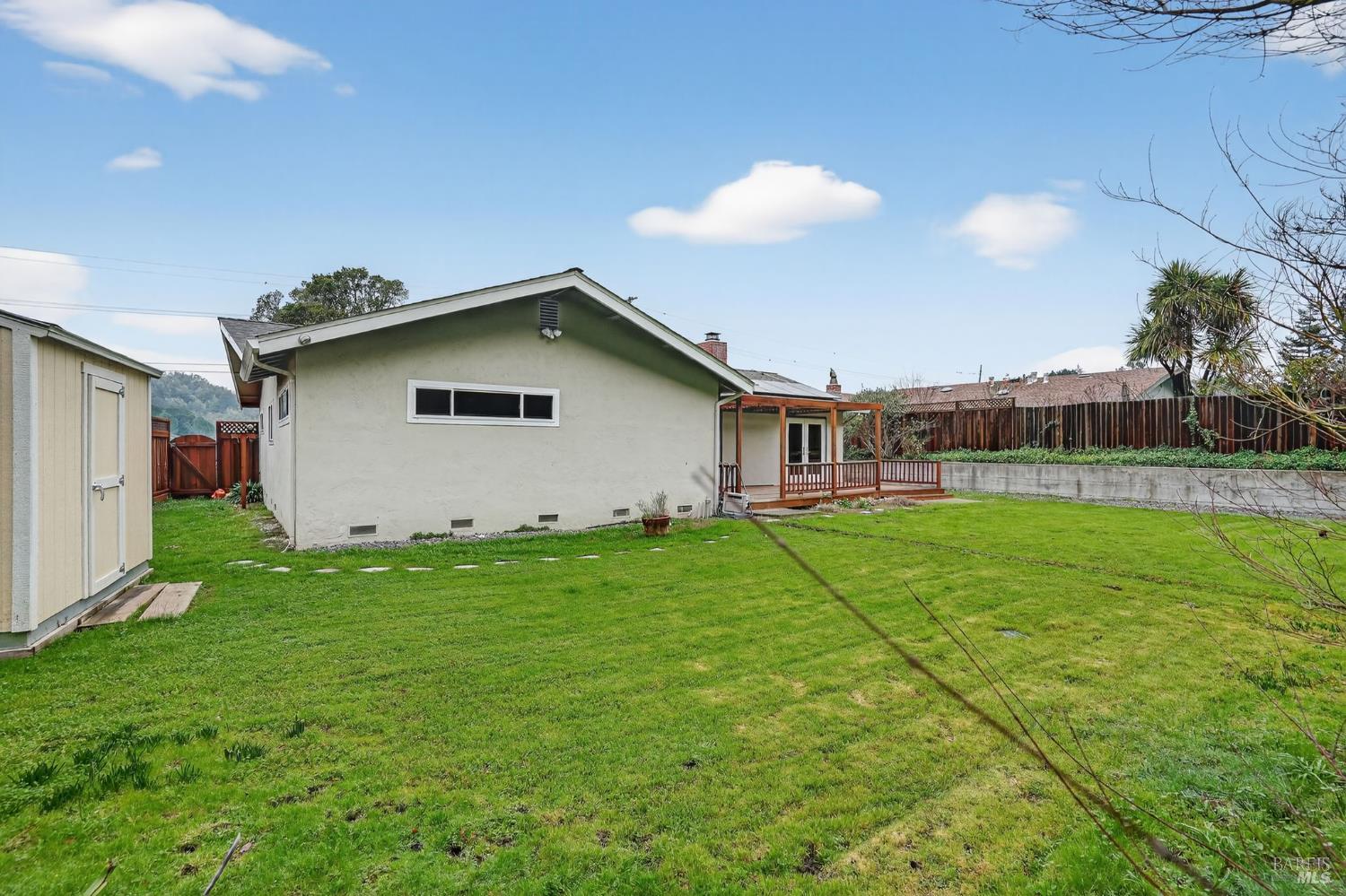 Detail Gallery Image 30 of 31 For 920 Calle Paseo Unkn, Novato,  CA 94949 - 3 Beds | 2 Baths